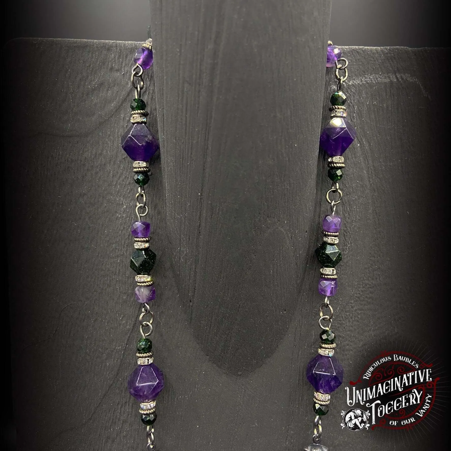Saw necklace
